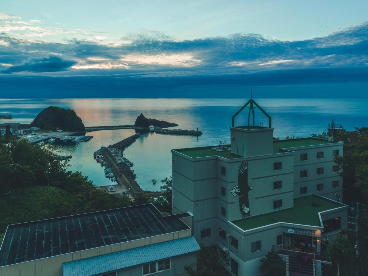 Shiretoko Yuhi No Ataruie Onsen Hostel Shari Exterior photo