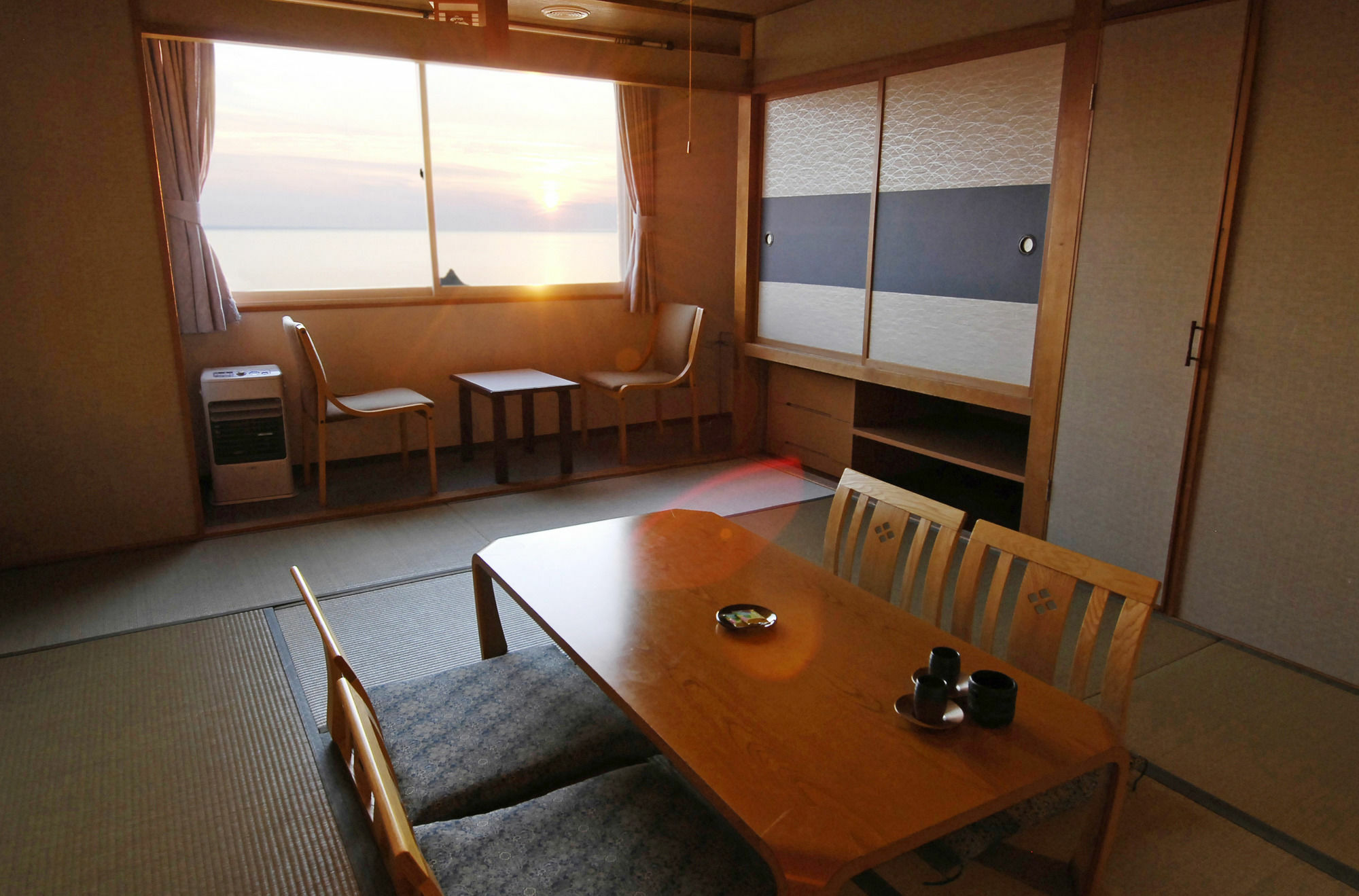 Shiretoko Yuhi No Ataruie Onsen Hostel Shari Exterior photo